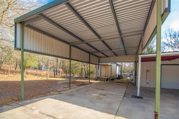 $350,000 | 208 Gardenia Street, Onalaska, TX 77360