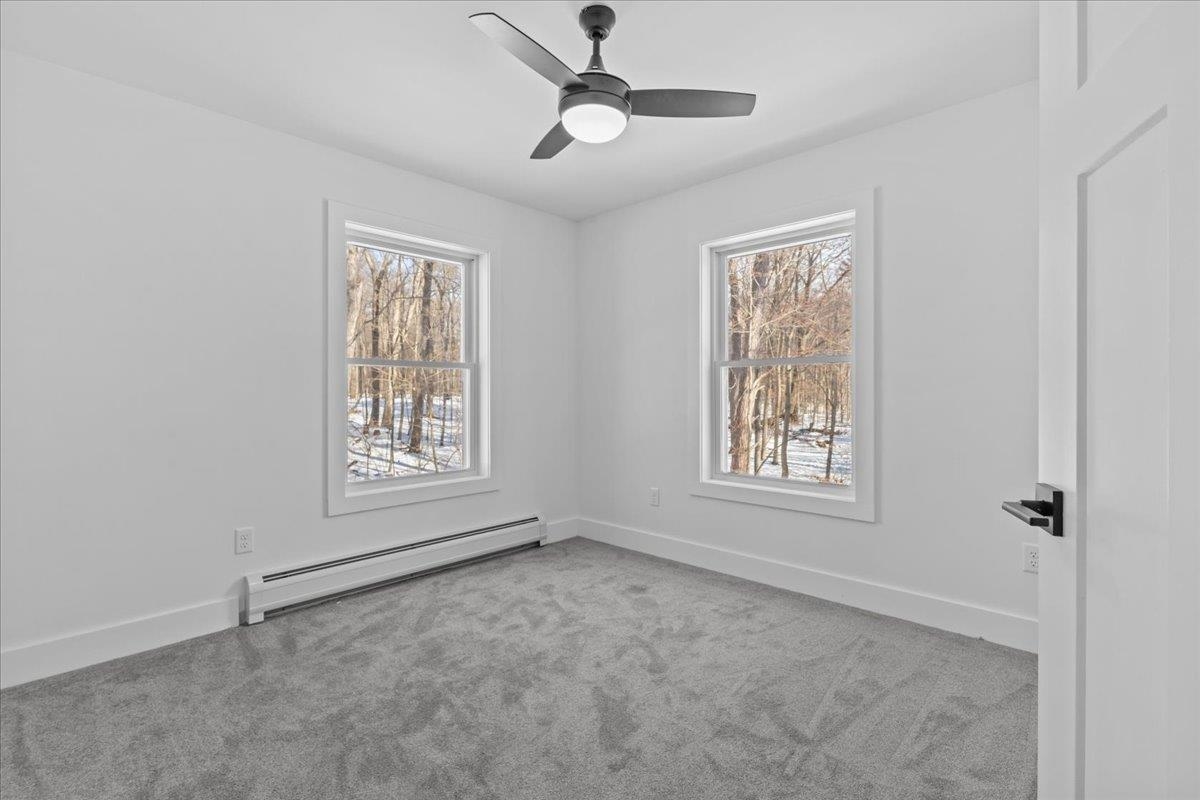 208 Dale Road Burlington, VT 05408 - Photo 27 of 48