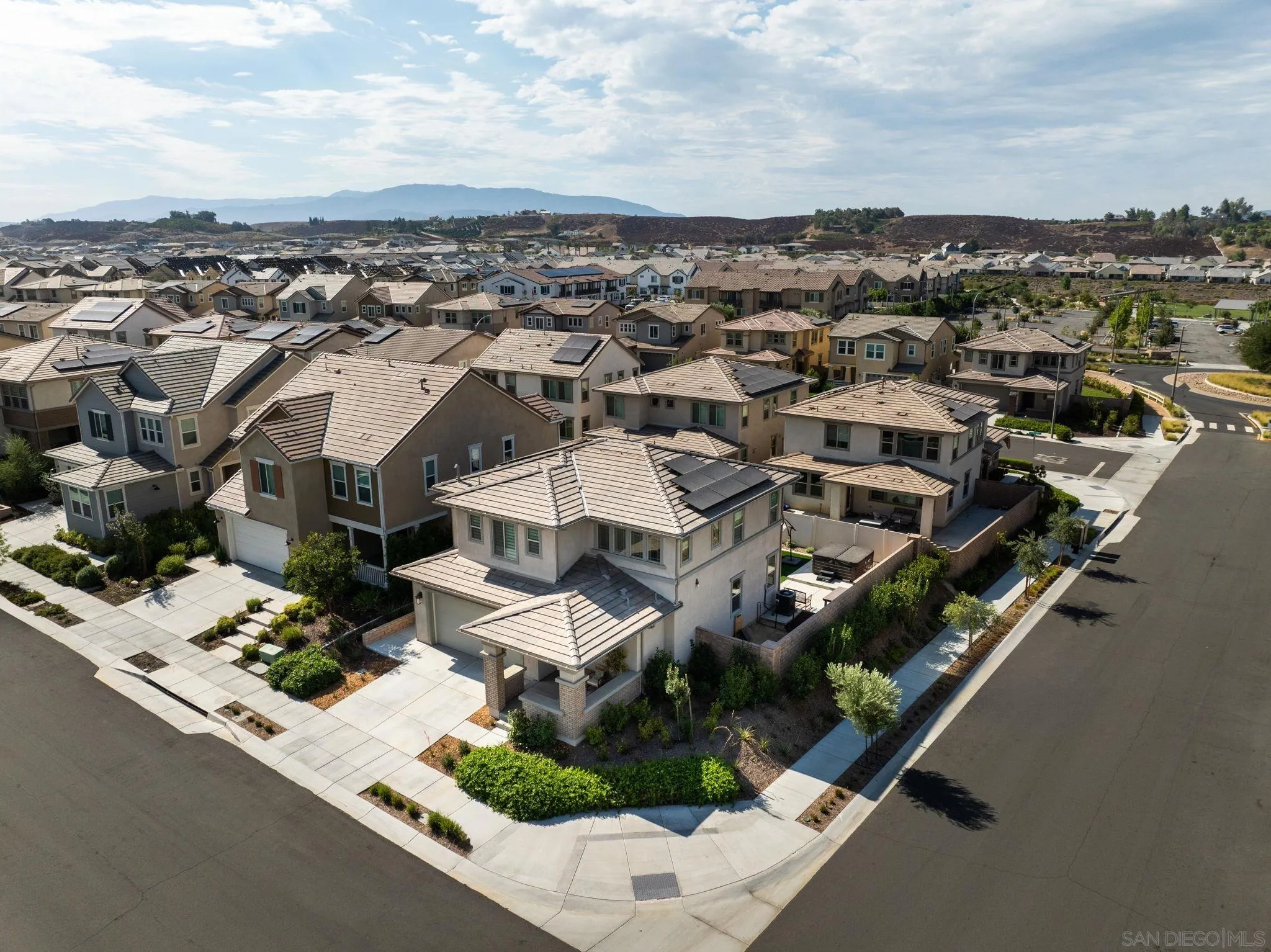 32005 Radiant Drive Temecula, CA 92591 - Photo 35 of 47