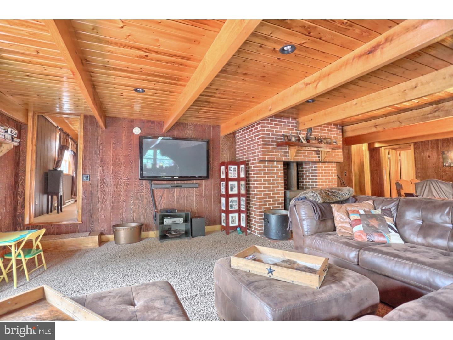 2519 Welsh Road Mohnton, PA 19540 - Photo 11 of 25 Great Room