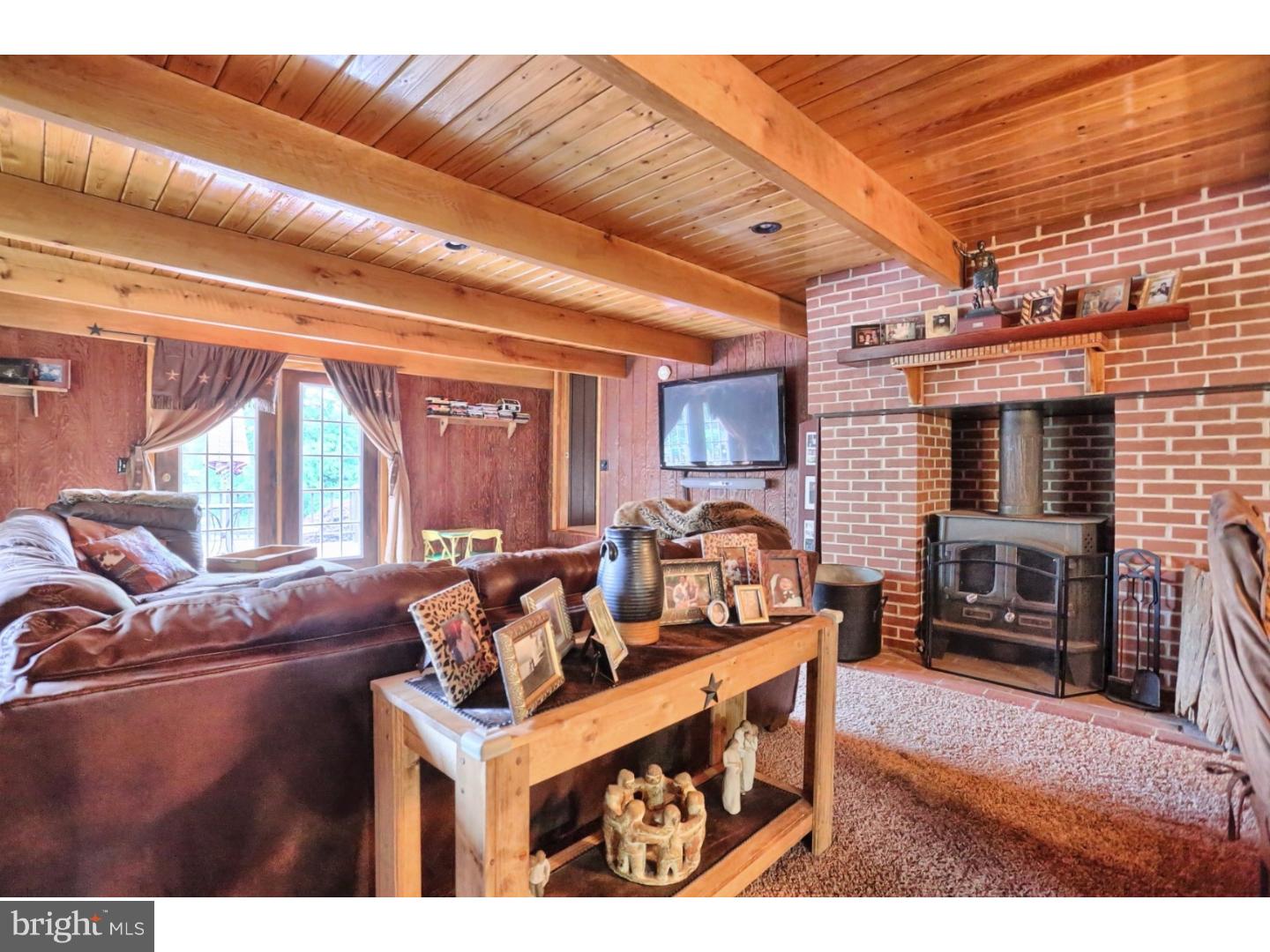 2519 Welsh Road Mohnton, PA 19540 - Photo 5 of 25 Great Room