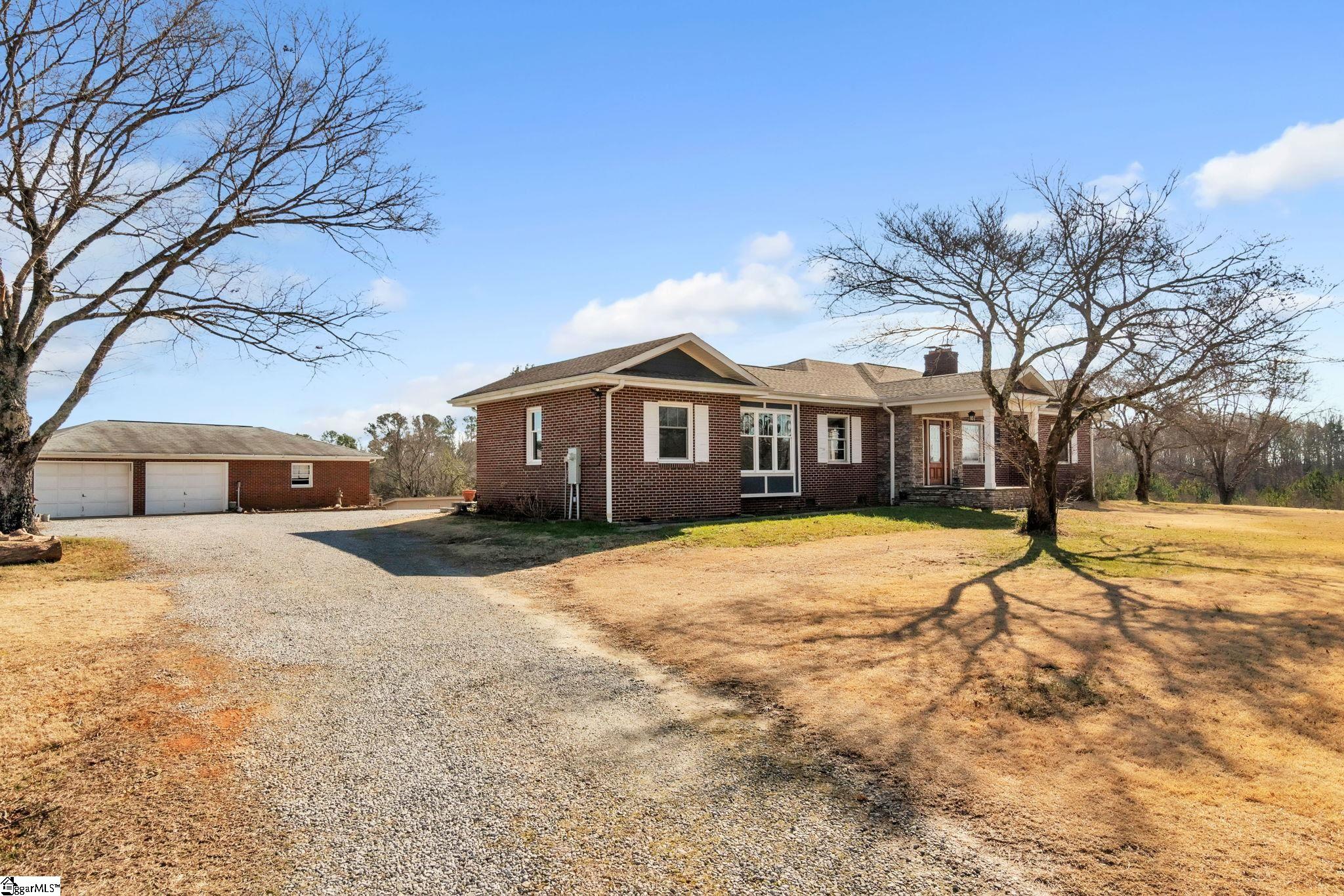 1207 Smith Grove Road Easley, SC 29640 - Photo 25 of 32