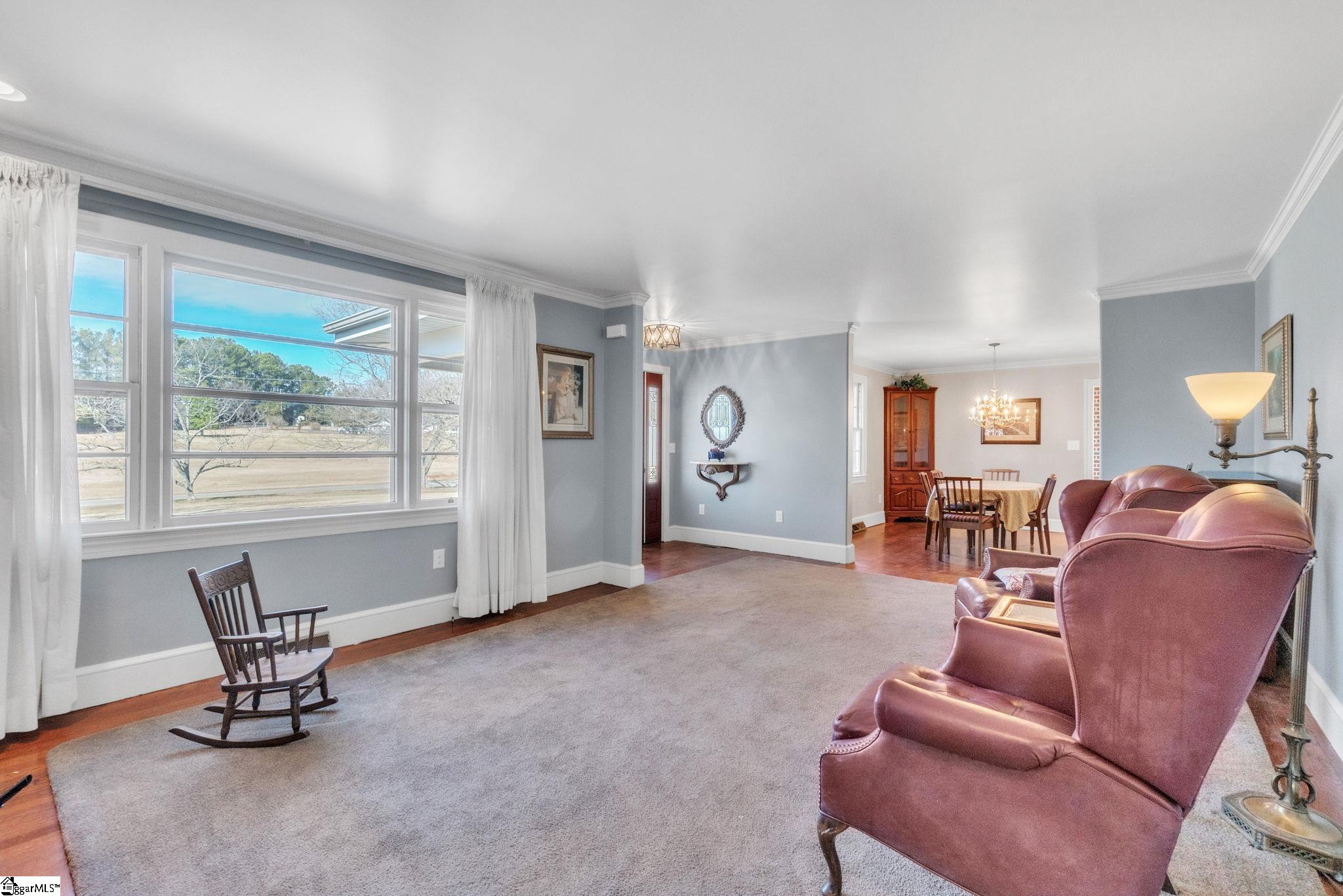 1207 Smith Grove Road Easley, SC 29640 - Photo 7 of 32