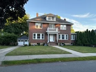$1,895,000 | 19 Stoneleigh Road, Watertown, MA 02472
