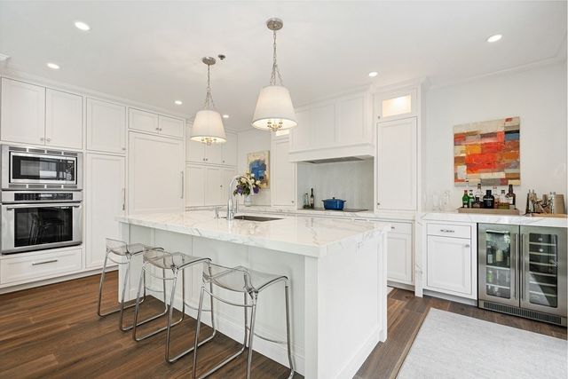 $1,440,000 | 50 Battery Street, Unit 201, Boston, MA 02109