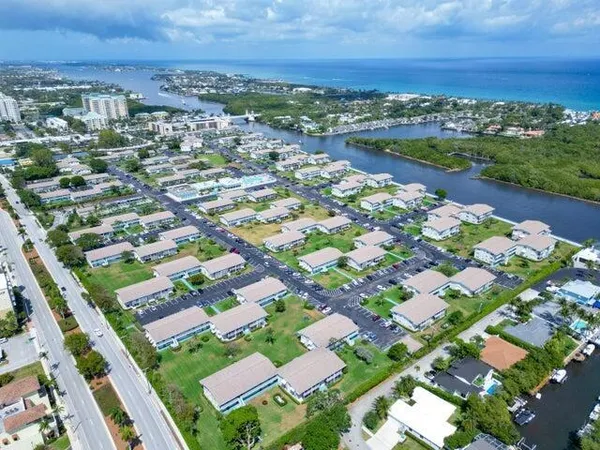 $2,900 | 350 Horizon Street East, Unit 206, Boynton Beach, FL 33435