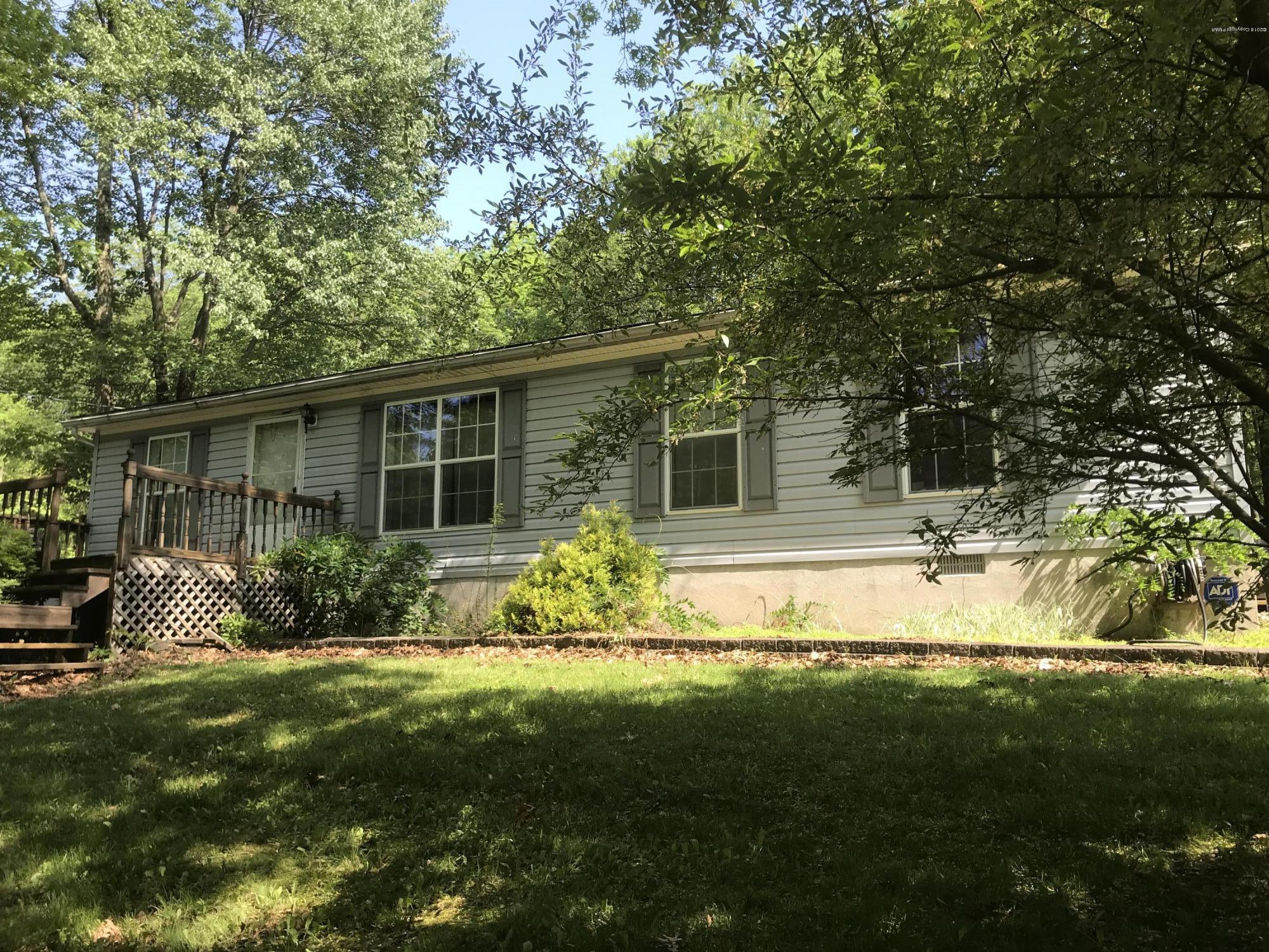 1621 Roberts Road Effort, PA 18330 - Photo 4 of 16 a house view with a garden space
