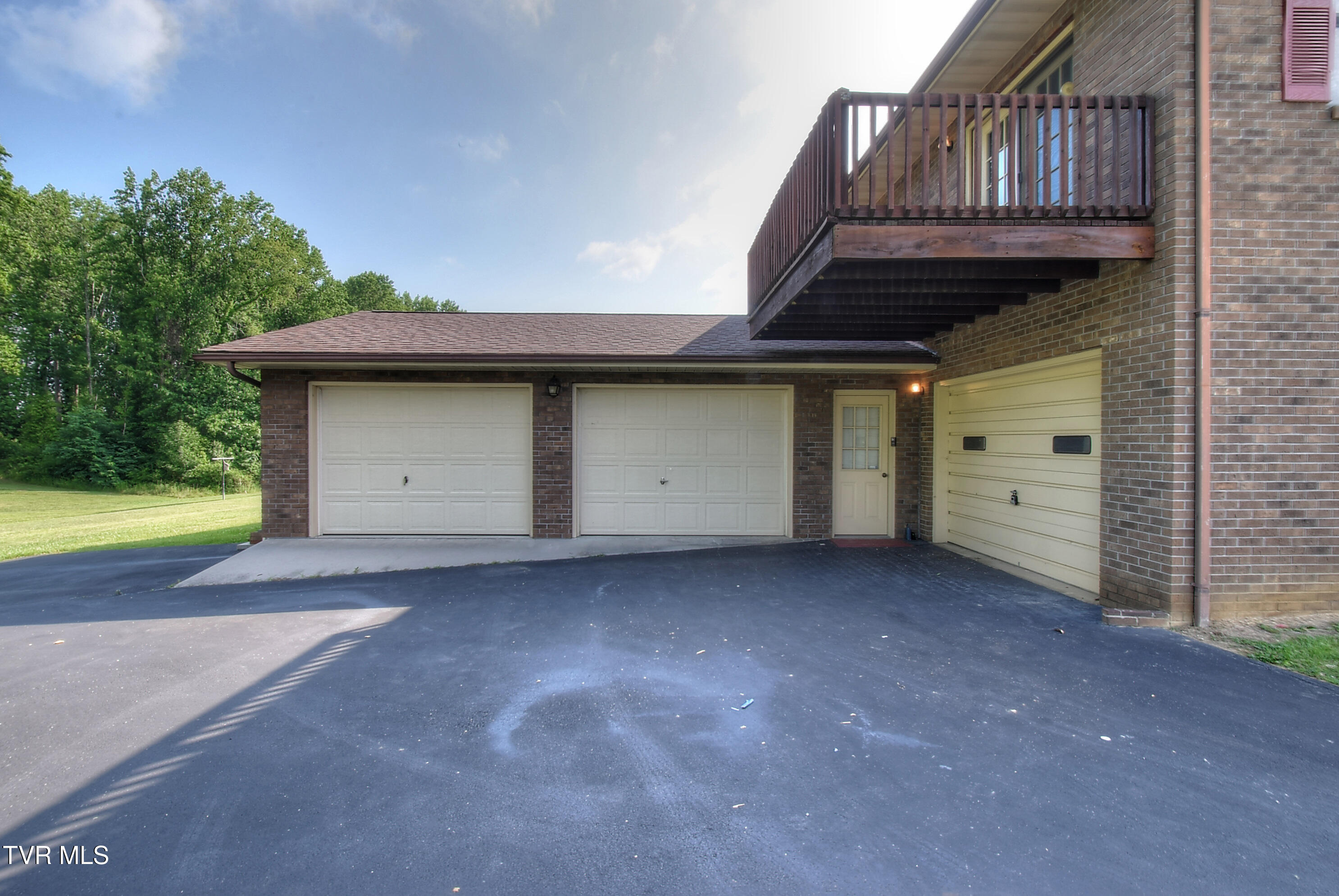 146 Clay Little Road Elizabethton, TN 37643 - Photo 47 of 54 DSC_0748_49_50_51_52_53