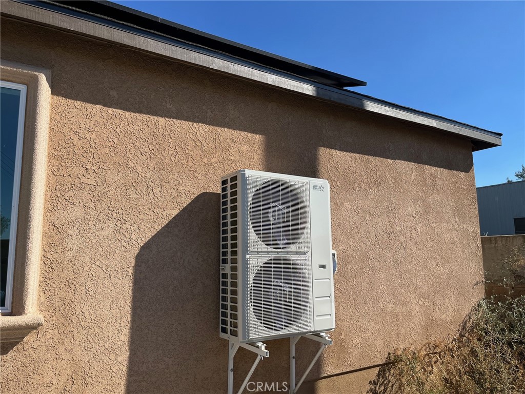 504 East Stuart Avenue, Unit 2 Redlands, CA 92374 - Photo 20 of 22 a close view of door lock