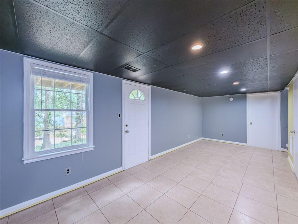 2092 Plantation Road Lawrenceville, GA 30044 - Photo 41 of 54