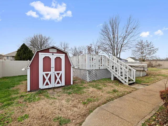 $395,000 | 2677 Briarcliff Drive, Newburgh, IN 47630