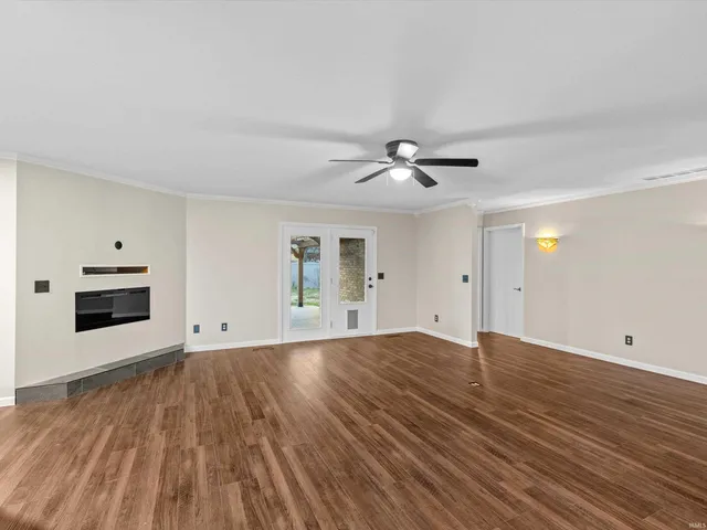 $395,000 | 2677 Briarcliff Drive, Newburgh, IN 47630