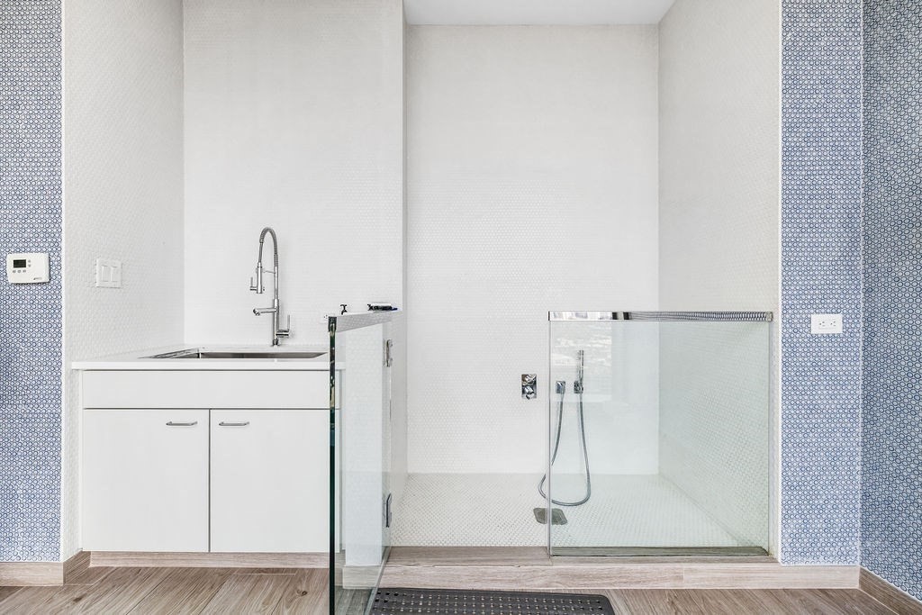 1 Dalton Street, Unit 3205 Boston, MA 02115 - Photo 36 of 42 a bathroom with a shower