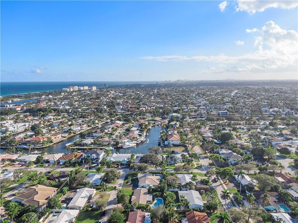 5111 Northeast 27th Terrace Lighthouse Point, FL 33064 - Photo 36 of 40 Photo 36