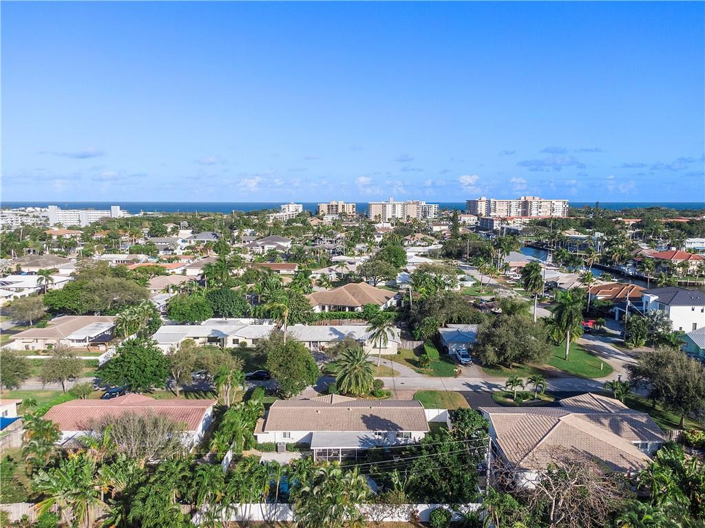 5111 Northeast 27th Terrace Lighthouse Point, FL 33064 - Photo 38 of 40 Photo 38