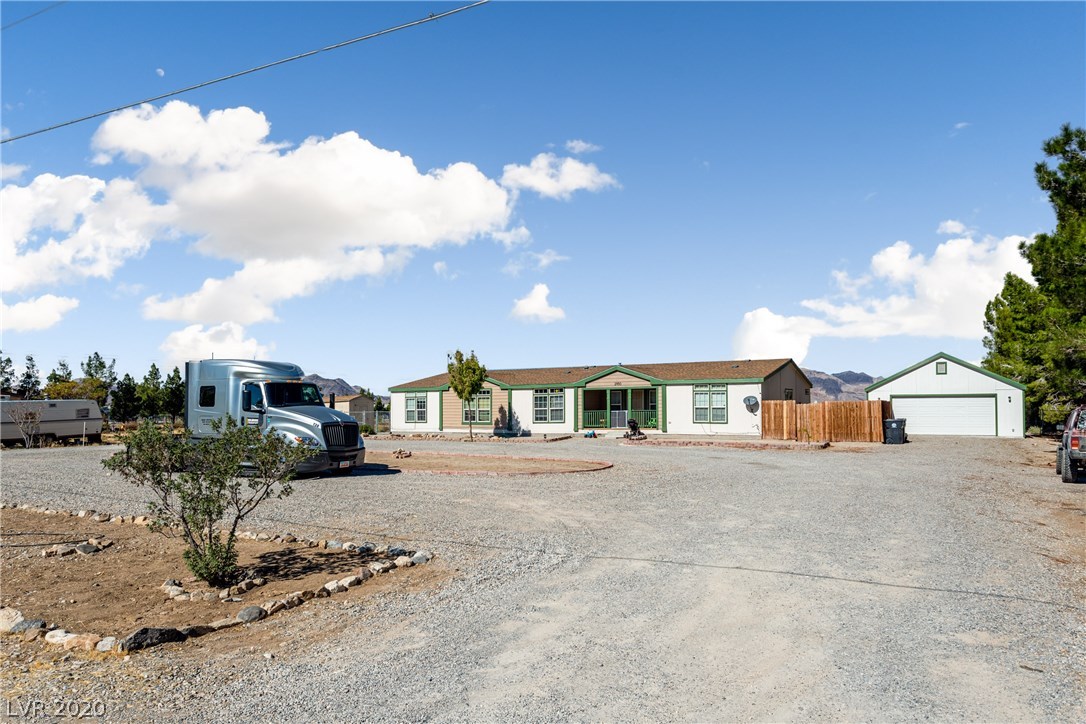 2950 Retread Road Pahrump, NV 89048 - Photo 5 of 45 Gallery Image 5