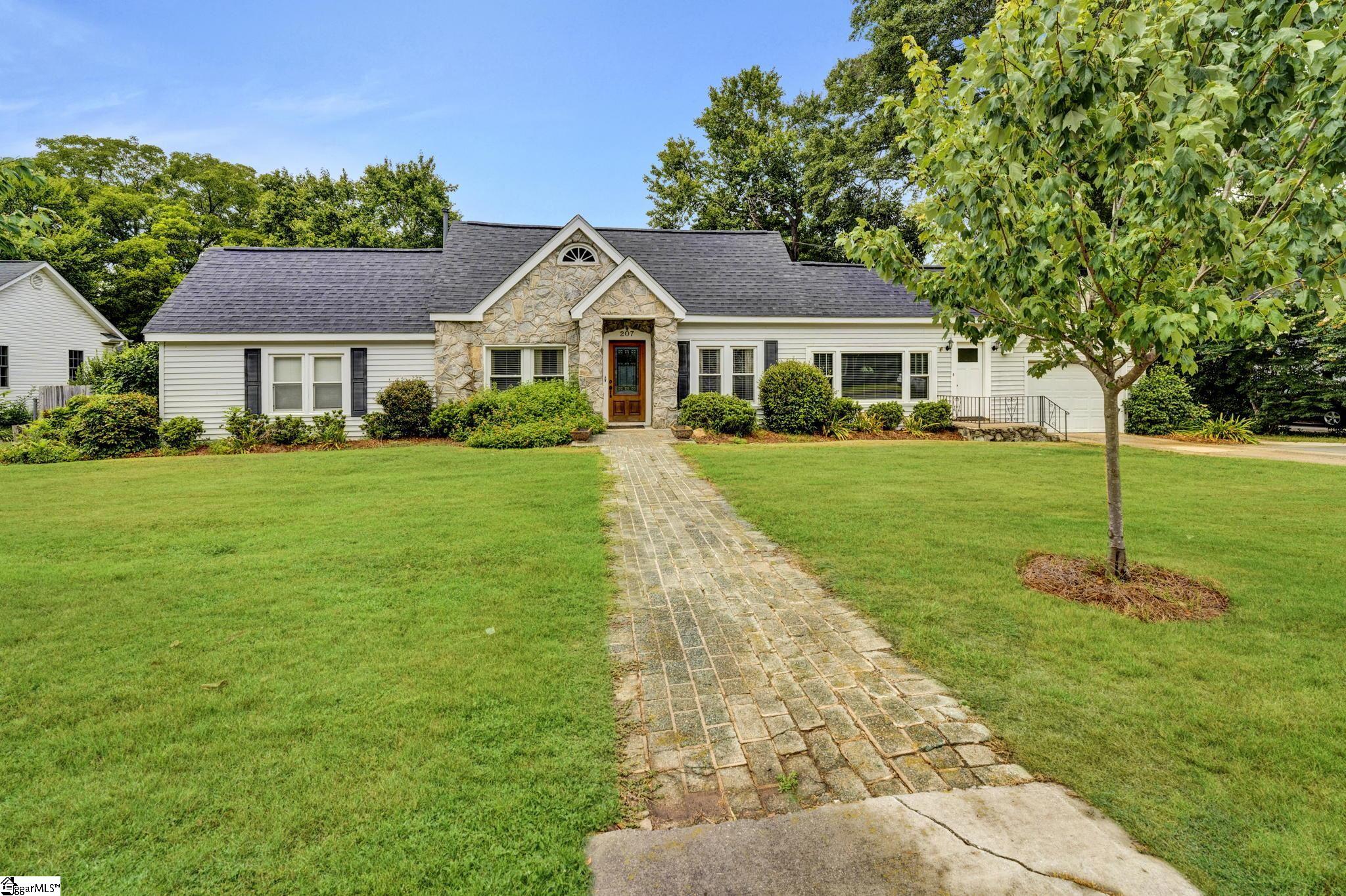 207 Hellams Street Fountain Inn, SC 29644 - Photo 1 of 36 Gallery Image 1