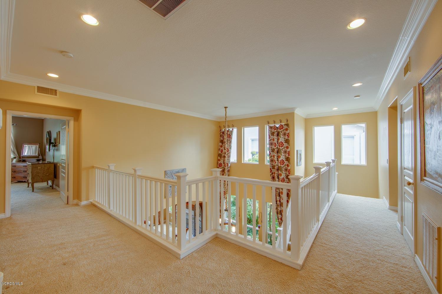 49 East Boulder Creek Road Simi Valley, CA 93065 - Photo 22 of 47