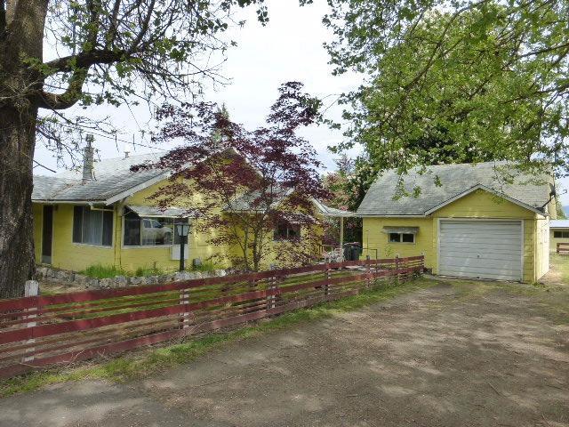 1143 Oak Grove Road Medford, OR 97501 - Photo 1 of 35 Primary Photo