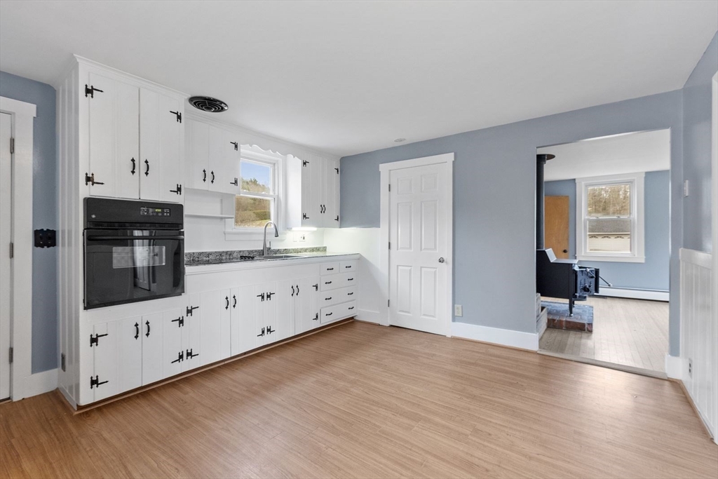 22 Old Turnpike Road Northfield, MA 01360 - Photo 9 of 41