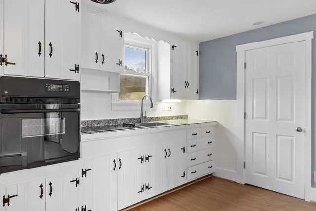 $374,900 | 22 Old Turnpike Road, Northfield, MA 01360