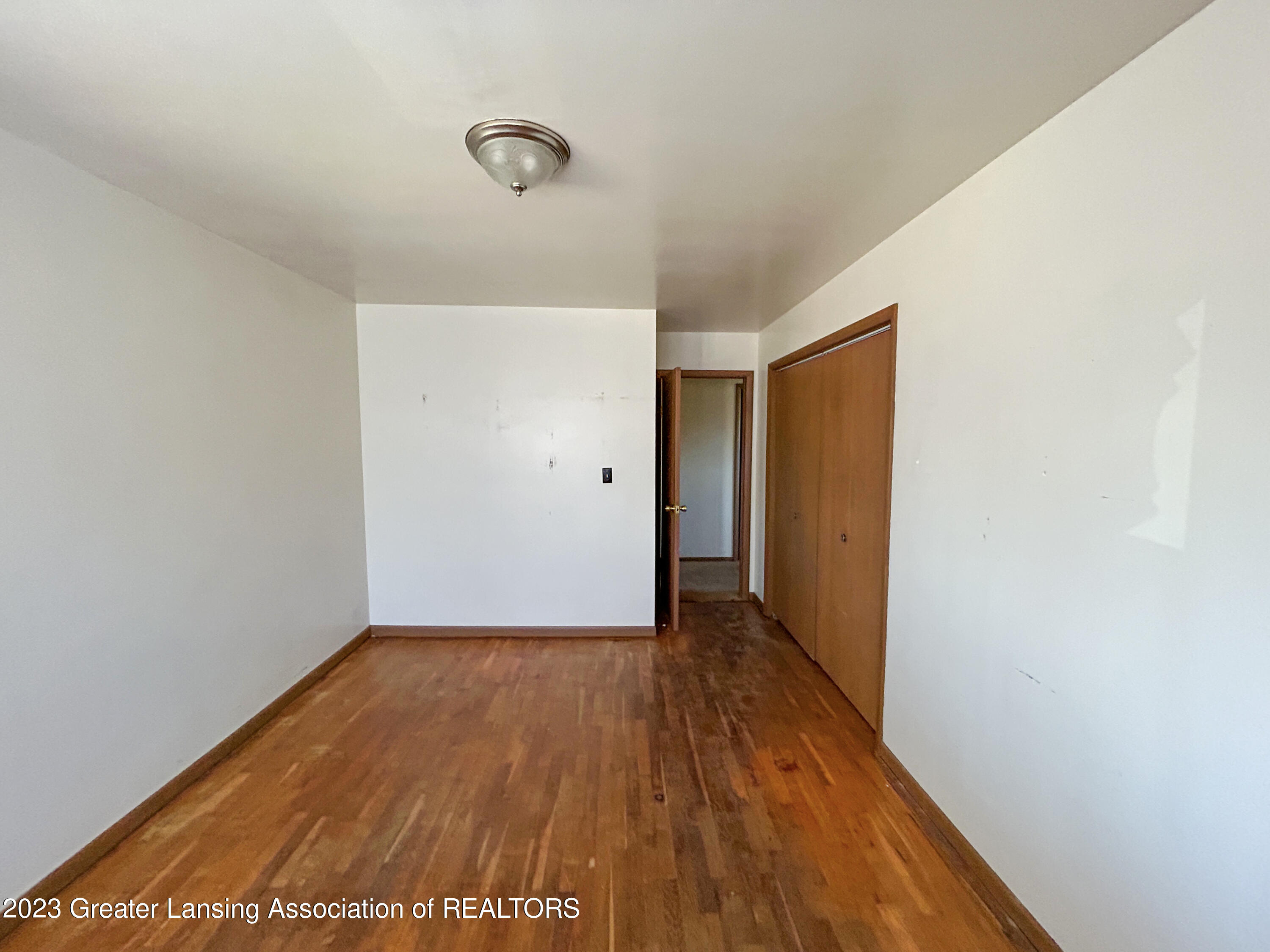745 Prairie Creek Road Ionia, MI 48846 - Photo 11 of 21 20230329_210324914_iOS