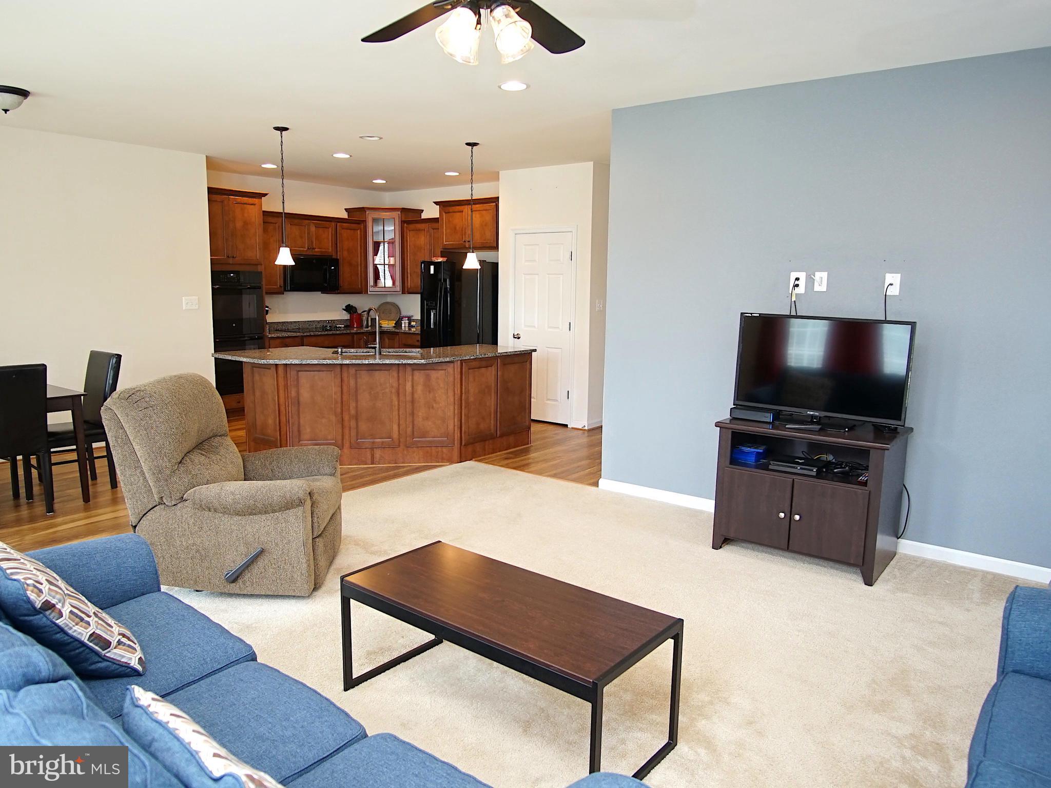 168 Sparkling Brook Road Ranson, WV 25438 - Photo 5 of 27
