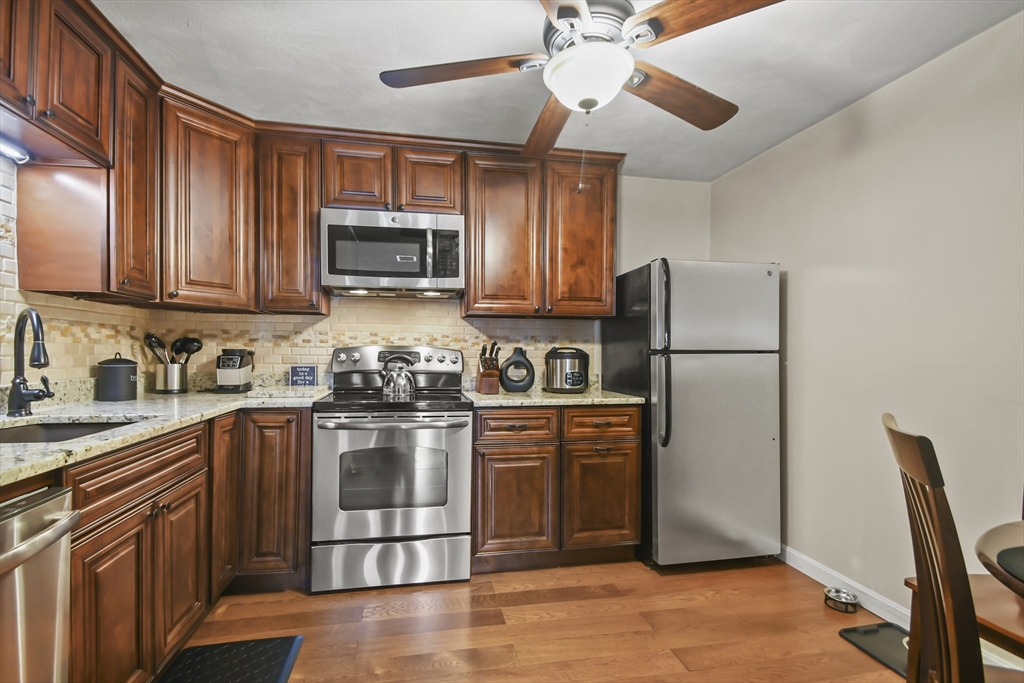 176 Maple Avenue, Unit 428 Rutland, MA 01543 - Photo 6 of 17 Gallery Image 6