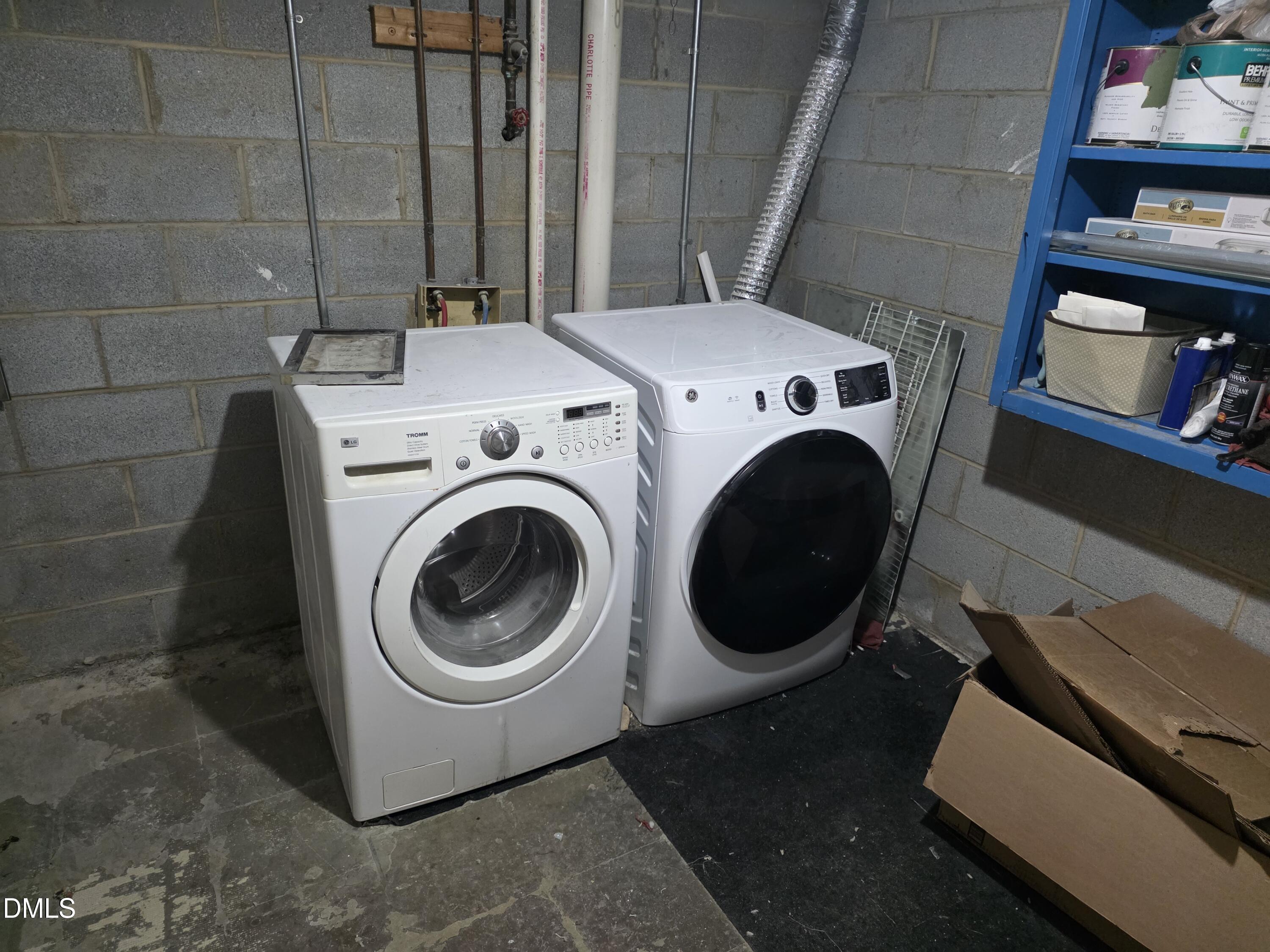 1717 Kayla Court Raleigh, NC 27606 - Photo 15 of 27 a utility room with dryer and washer