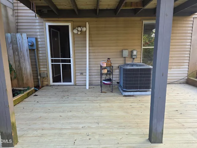 $2,100 | 1717 Kayla Court, Raleigh, NC 27606