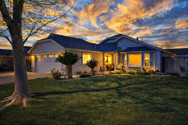 $499,000 | 212 Country Club Drive, Colusa, CA 95932