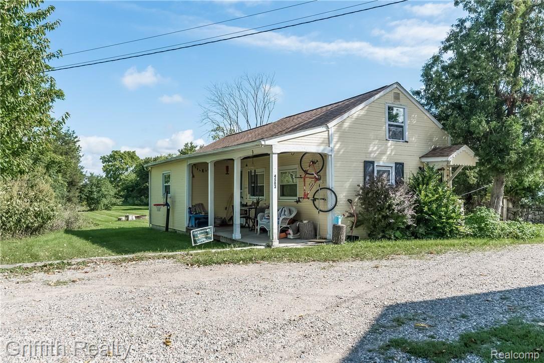 4580 Farrell Road Dexter, MI 48130 - Photo 8 of 42 006-photo--6248646.jpg