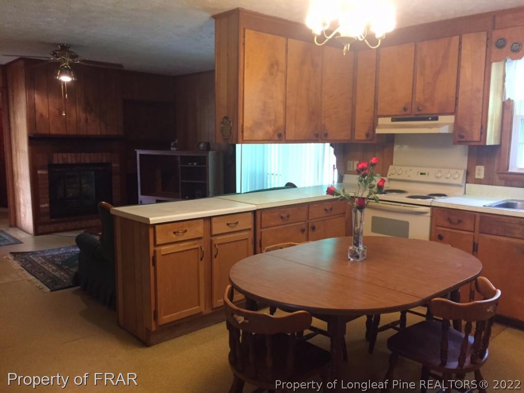 212 Friendship Road Lumberton, NC 28358 - Photo 10 of 23 Gallery Image 10