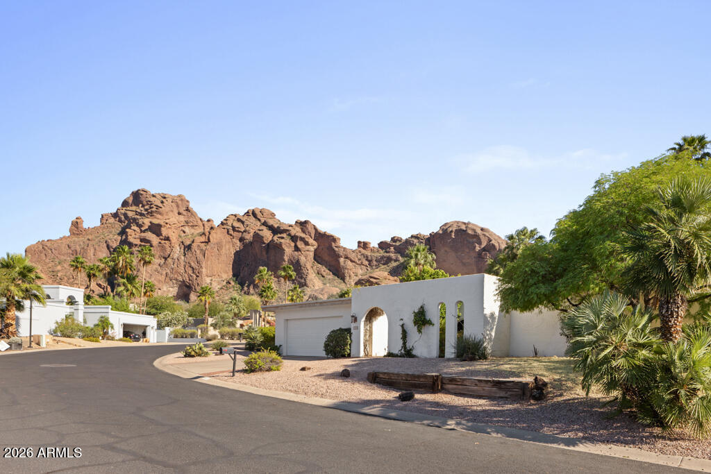 4721 East Rancho Drive Phoenix, AZ 85018 - Photo 1 of 38