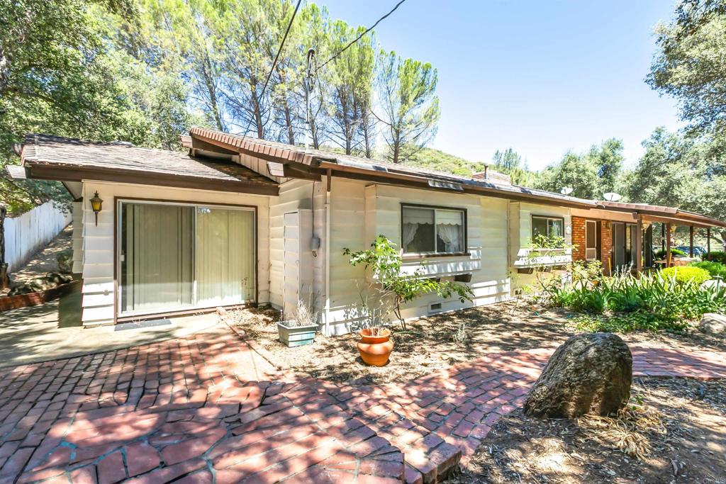 28721 Lebanon Road Pine Valley, CA 91962 - Photo 10 of 48 a front view of a house with garden
