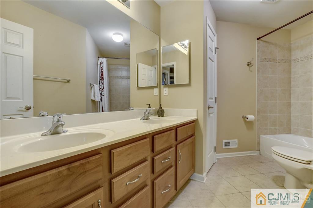 27 Rouser Way Hillsborough, NJ 08844 - Photo 28 of 29 Gallery Image 28