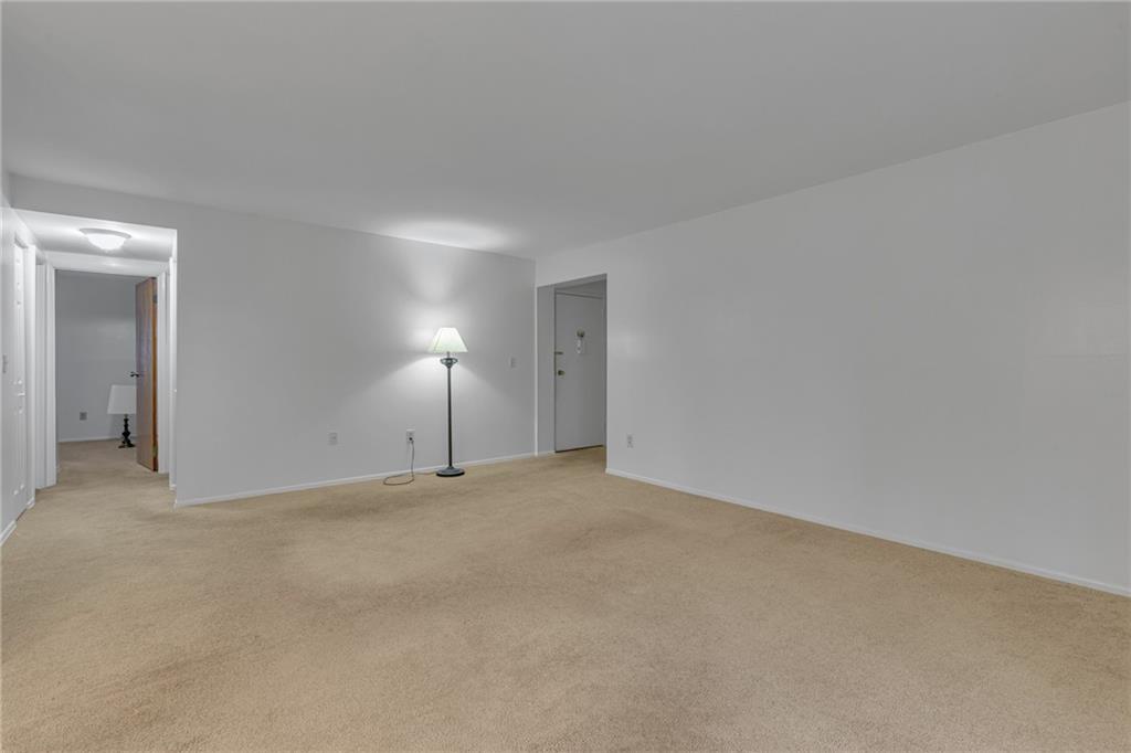 61 Darlington Road, Unit A18 Beaver Falls, PA 15010 - Photo 5 of 16 Living Room
