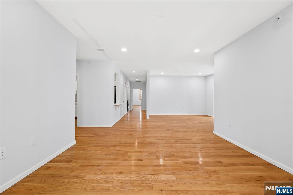 176 Union Avenue, Unit 8 Rutherford, NJ 07070 - Photo 10 of 21