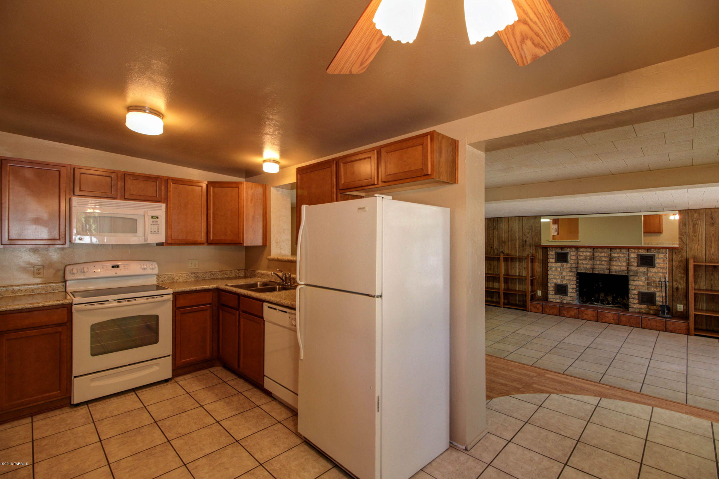 3841 North Reno Avenue Tucson, AZ 85705 - Photo 10 of 27 Gallery Image 10