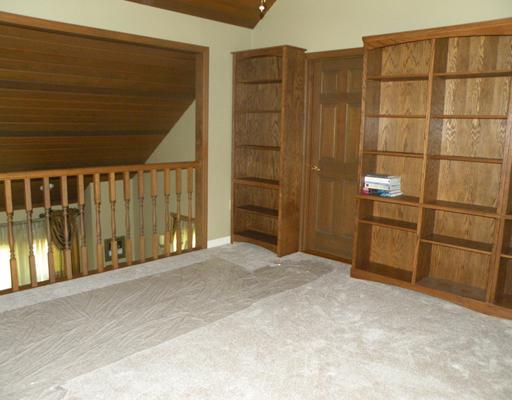 459 McCombs Road Venetia, PA 15367 - Photo 11 of 18 Den.