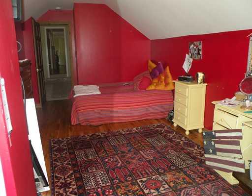 459 McCombs Road Venetia, PA 15367 - Photo 14 of 18 Bedroom.