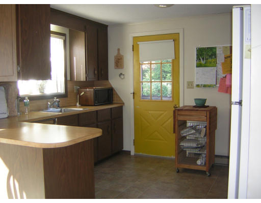 10 Radcliffe Road Beverly, MA 01915 - Photo 15 of 19