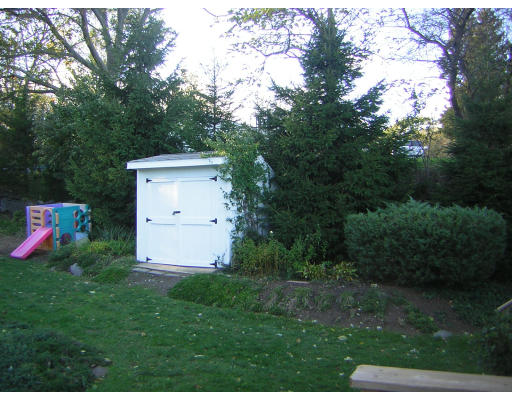 10 Radcliffe Road Beverly, MA 01915 - Photo 2 of 19