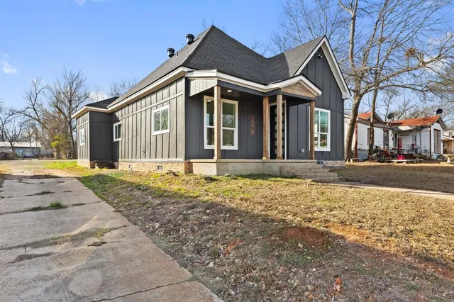 $205,000 | 1279 Bonham Street, Paris, TX 75460