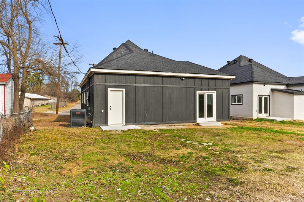 1279 Bonham Street Paris, TX 75460 - Photo 27 of 30