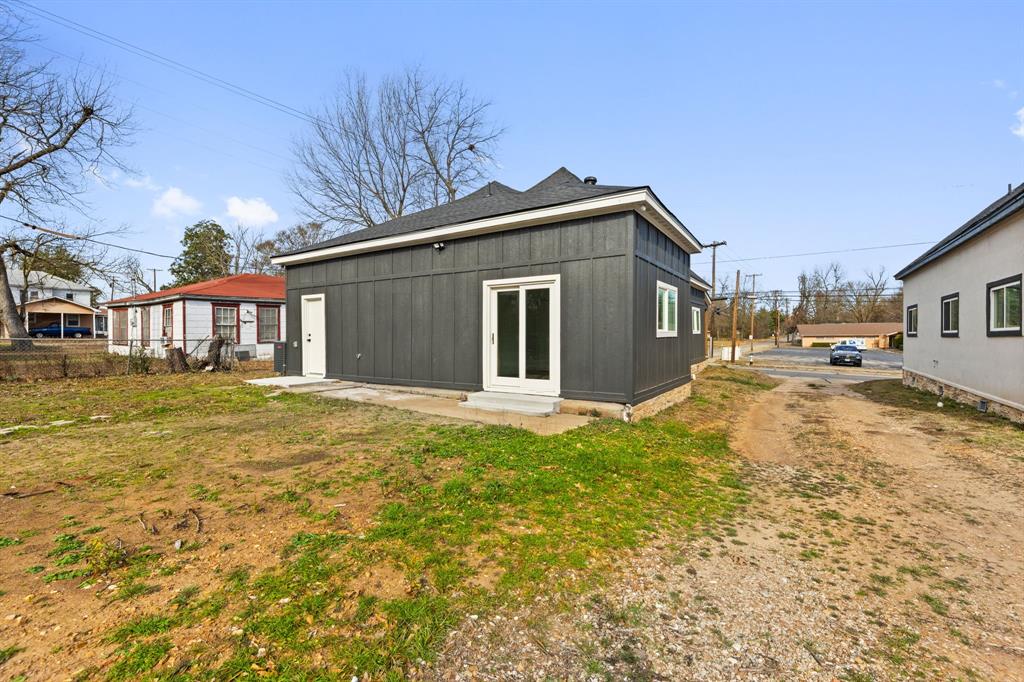 1279 Bonham Street Paris, TX 75460 - Photo 29 of 30