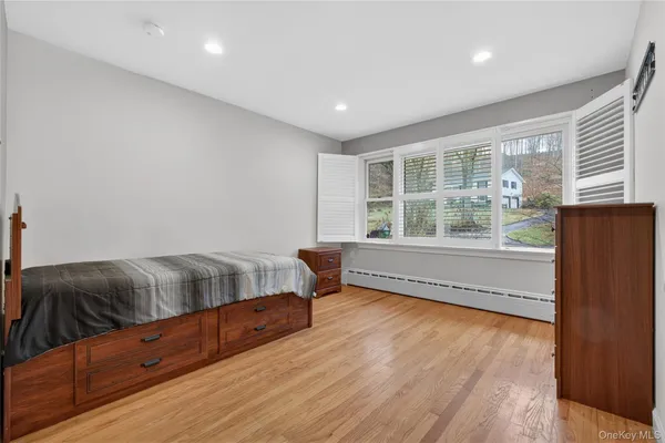 $774,999 | 43 Woodbine Drive, Mahopac, NY 10541