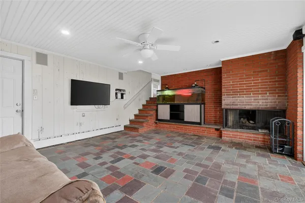 $774,999 | 43 Woodbine Drive, Mahopac, NY 10541