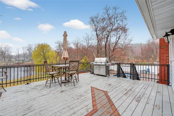 $774,999 | 43 Woodbine Drive, Mahopac, NY 10541