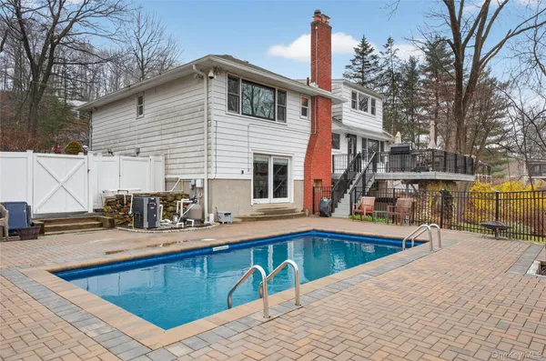 $774,999 | 43 Woodbine Drive, Mahopac, NY 10541